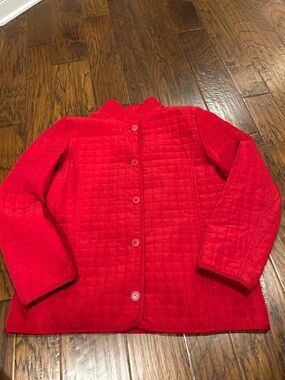 Red lightweight button down coat, quilted pattern, size large